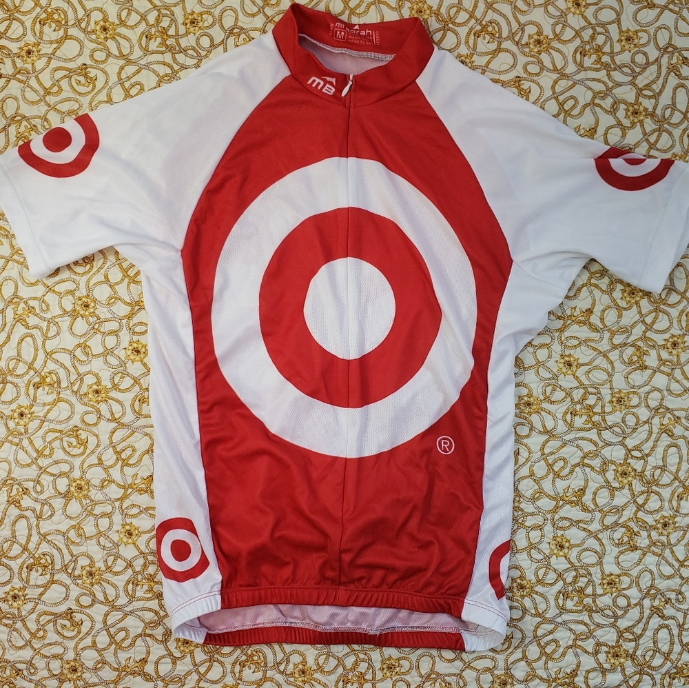 Comfortable, Men's Mt. Borah Cyling zipper jersey.